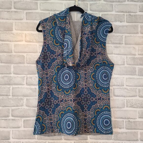 Satva Sarana Reversible Hooded Jacket Vest Zipper Athletic Wear NEW Women M $59 - Picture 2 of 7